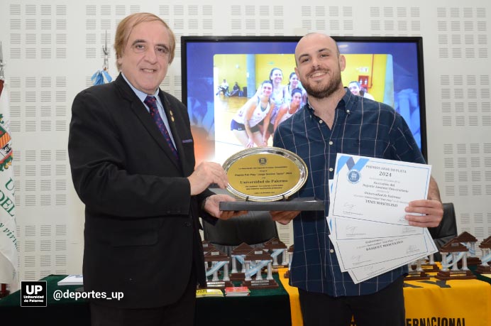 Campeón de Campeones: Deportes UP dijo presente en los Premios ADAU 🏆🏅