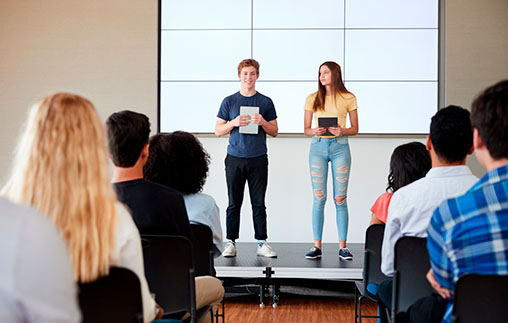 La Facultad de Derecho acompaña el debate educativo en la educación secundaria