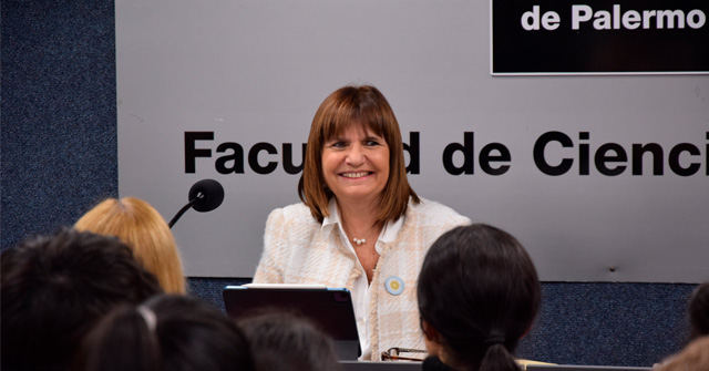 Patricia Bullrich, Ministra de Seguridad de la Nación, en la UP