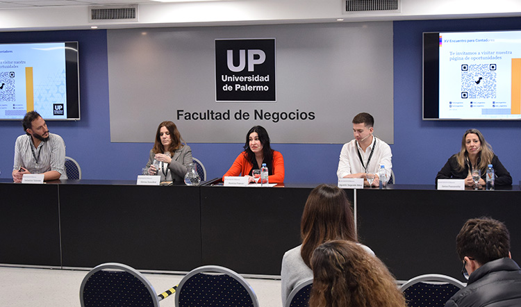 Primera Jornada: Cumbre  Universitaria de Consejos Profesionales de Ciencias Económicas 1